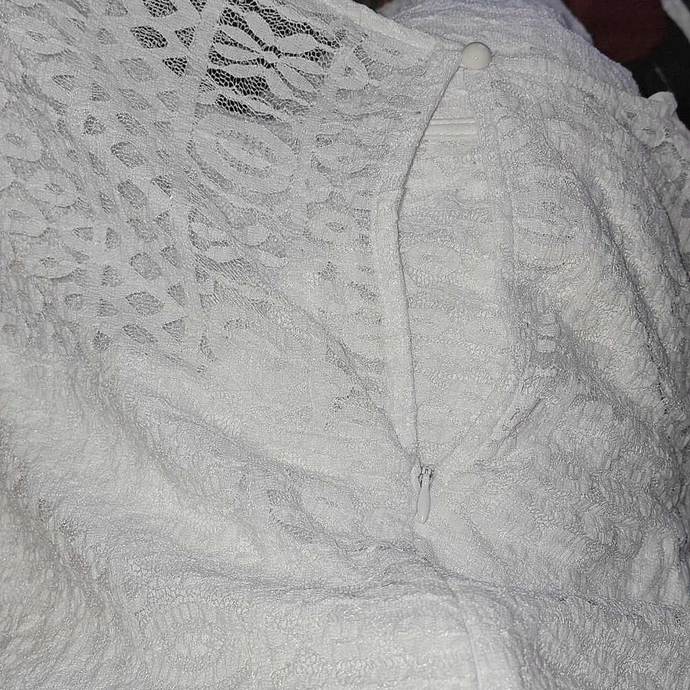 WHITE LACE DRESS - Picture 4 of 4